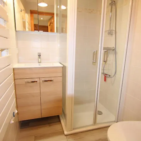 En Foret Des Rennes Ii, 2 Pieces + Cabine, Balcon, 4 Pers., Proche Esf, Classe 2 Etoiles - Fr-1-594-168 شقة هاوتيلوس